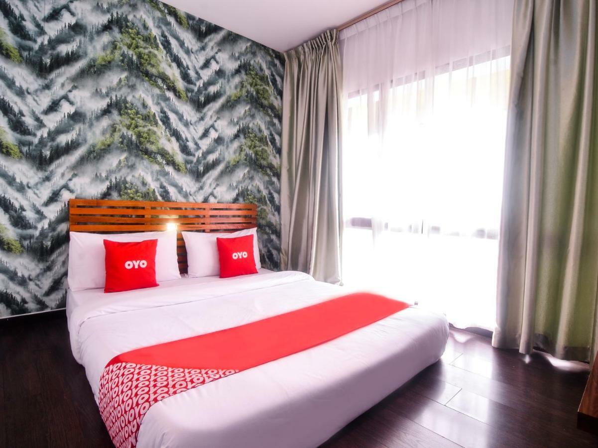 Oyo 1119 Memoire Express Hotel Kuching Dış mekan fotoğraf
