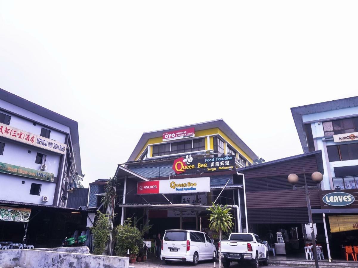 Oyo 1119 Memoire Express Hotel Kuching Dış mekan fotoğraf